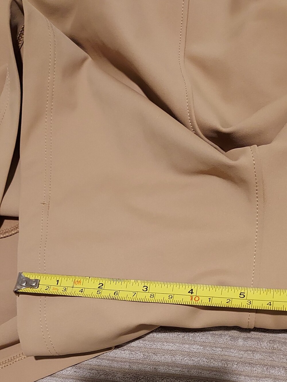 Old Navy Active Powersoft High Rise Bike Shorts Tan Khaki Size L Gym Comfort - Picture 10 of 11